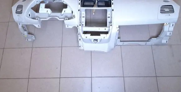 Nissan Leaf I (ZE0) Dashboard 681P33NAOA