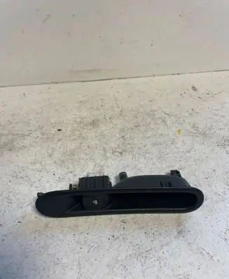 Renault Espace IV Electric window control switch 820032794