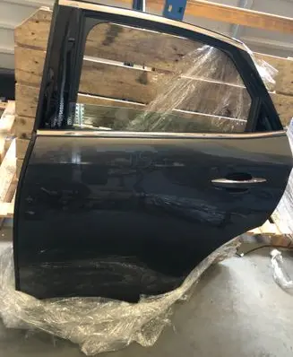 Citroen DS7 Crossback Rear door