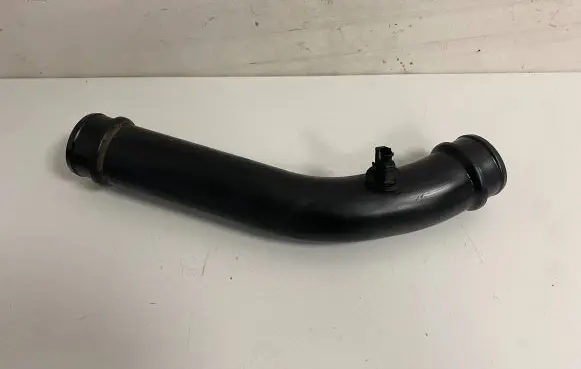Mercedes-Benz E W210 Intercooler hose/pipe 2105280408 6102452