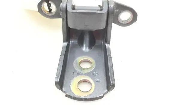 Nissan Murano Z50 Rear door lower hinge 