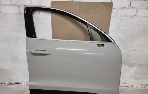 Porsche Macan (95B) Front door 