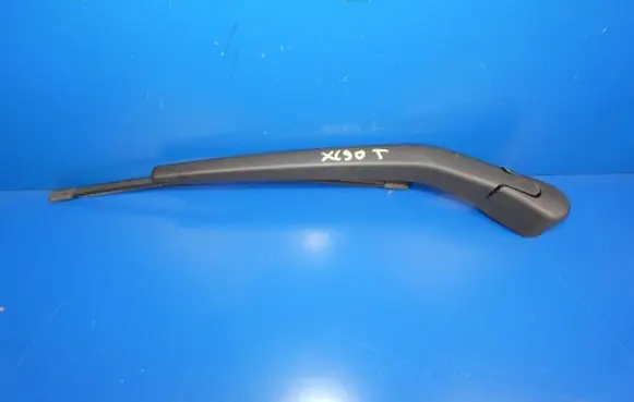 Volvo XC90 Rear wiper blade arm 