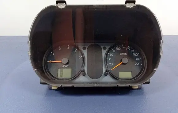 Ford Fiesta Speedometer (instrument cluster) 2S6F10849NF