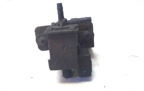 Volkswagen II LT Turbo solenoid valve 028906283A