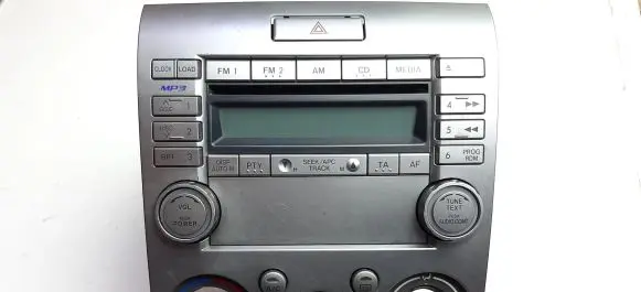 Ford Ranger Radio/CD/DVD/GPS head unit US0166DSMA CQMM8670TA