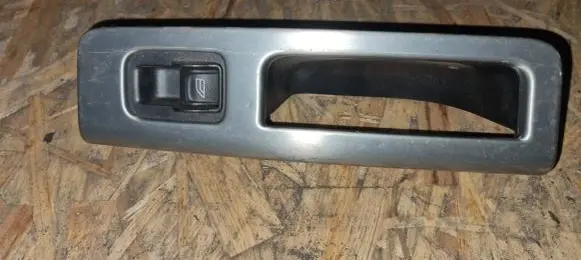 Volvo V50 Electric window control switch 30773217