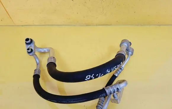 Opel Corsa C Air conditioning (A/C) pipe/hose 