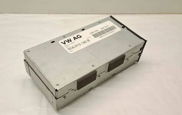 Volkswagen Golf VII Other control units/modules 5C6915182B HWH09SW0601 288SYER416B35H