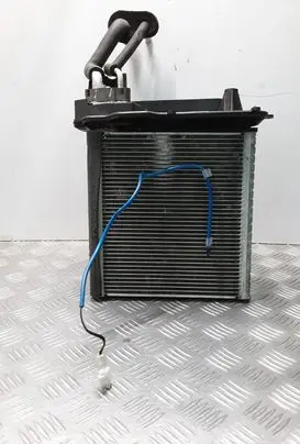 Air conditioning (A/C) radiator (interior)