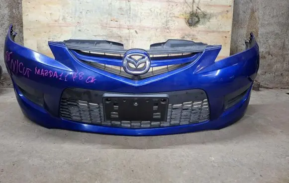 Mazda 5 Front bumper 