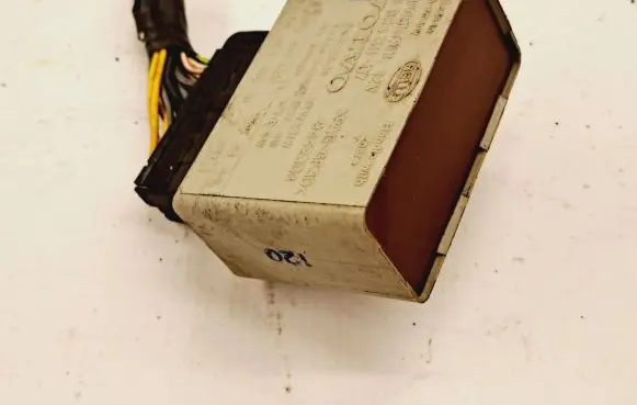 Volvo S70 V70 V70 XC Light module LCM 5KG00531107 58LB58B58RB 9442303