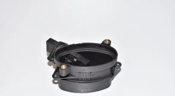 BMW 5 E39 Mass air flow meter 2247002 0928400314