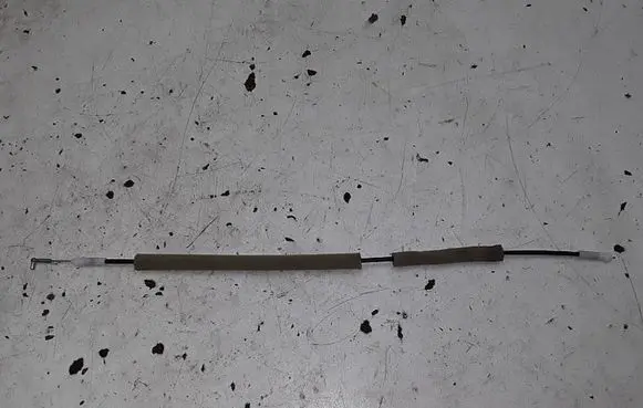 Nissan Leaf II (ZE1) Rear door cable line 