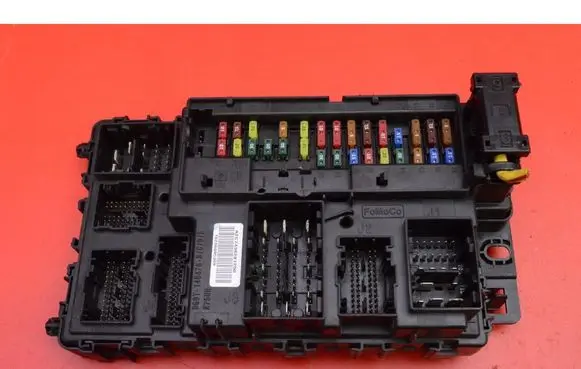 Ford S-MAX Fuse box set FU5T15604BAL