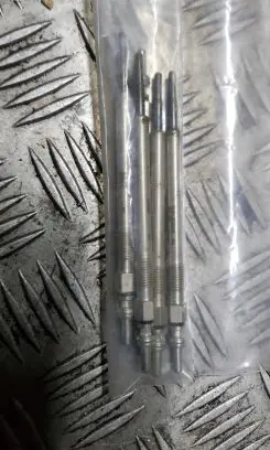 Volvo S60 Glow plug 8631607