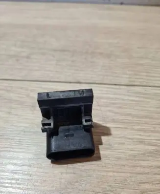 Clutch pedal sensor