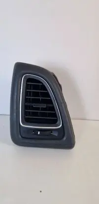 Honda HR-V Dashboard side air vent grill/cover trim EA16-5211-200