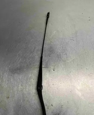 Opel Astra H Front wiper blade arm 13111220lh