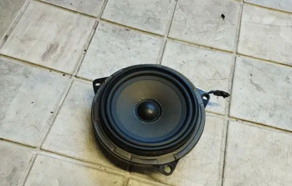 BMW 1 E81 E87 Front door high frequency speaker 6513914323201