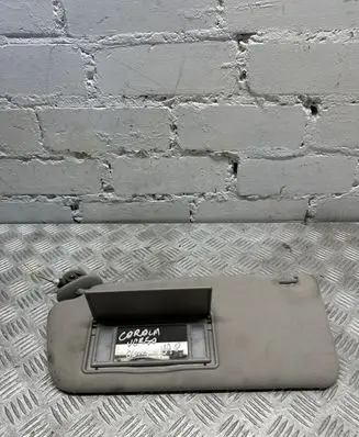 Toyota Corolla Verso AR10 Sun visor
