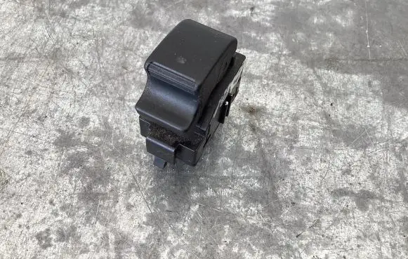 Toyota Corolla Verso AR10 Electric window control switch 848100F000 37181A2610