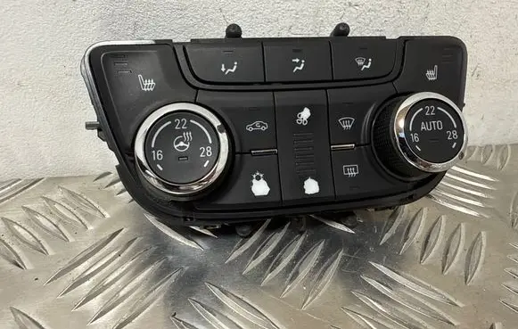 Opel Mokka Climate control unit 13429874 A2C50113257