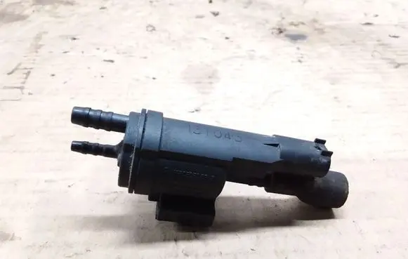 Mercedes-Benz E W212 Vacuum valve 0025407097
