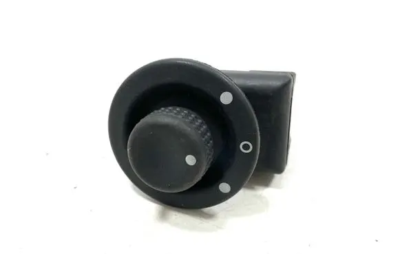 Renault Laguna II Wing mirror switch 8200002442B