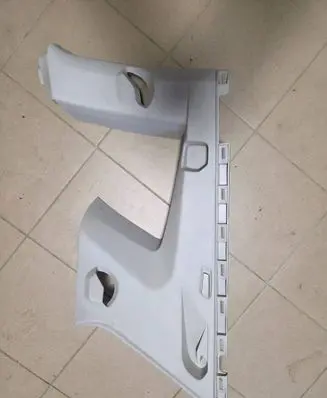 Volkswagen Tiguan (B) pillar trim (top)