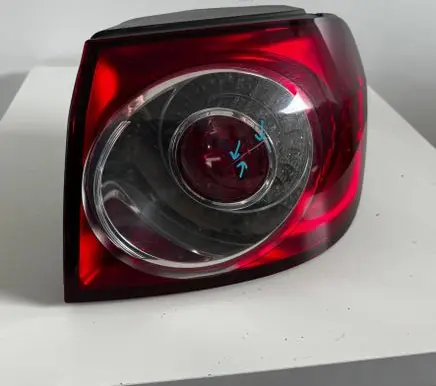 Volkswagen Golf Plus Rear/tail lights 5M0945096S 89502417