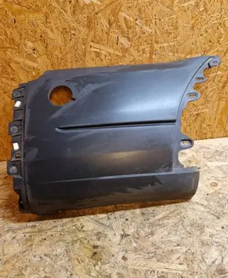 Rear bumper corner part panel trim