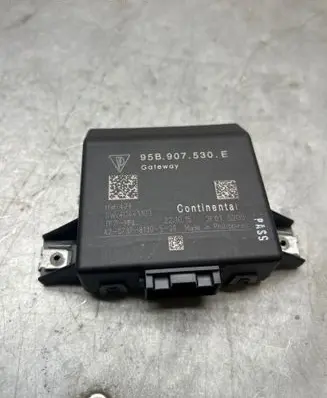 Porsche Cayenne (92A) Gateway control module 95B907530E 05B907530E 3F01520