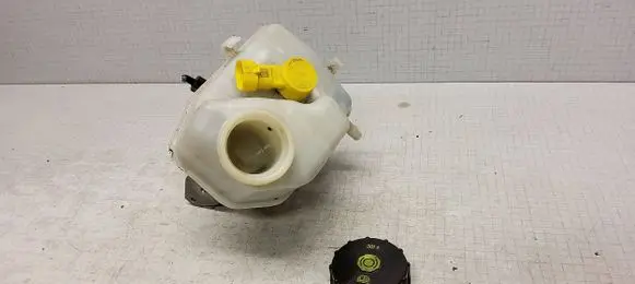 Opel Insignia A Master brake cylinder 03350890231 03355619961