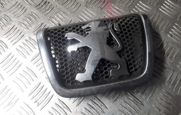 Peugeot 607 Manufacturer badge logo/emblem 9638055177