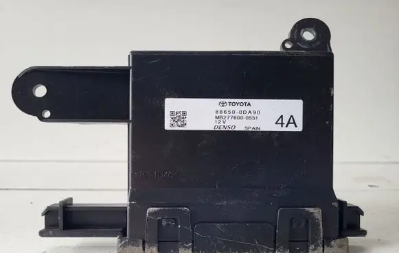 Toyota Yaris Cross Other control units/modules 886500DA90
