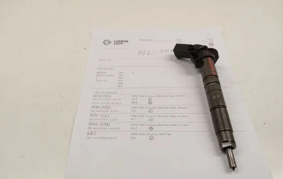 Mercedes-Benz ML W166 Fuel injector 0445116026 A6420701187