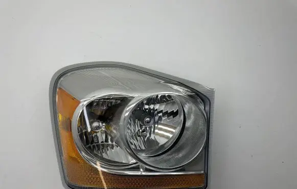 Dodge Durango Headlight/headlamp 55077720ad