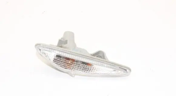 Mazda MX-5 ND Front fender indicator light