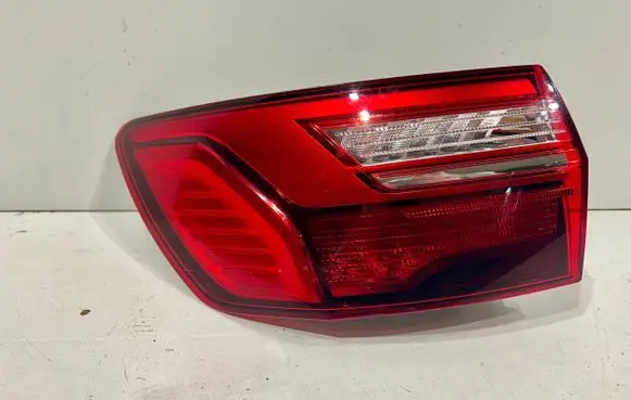 Audi A4 S4 B9 8W Rear/tail lights 8W9945069AA 81810101
