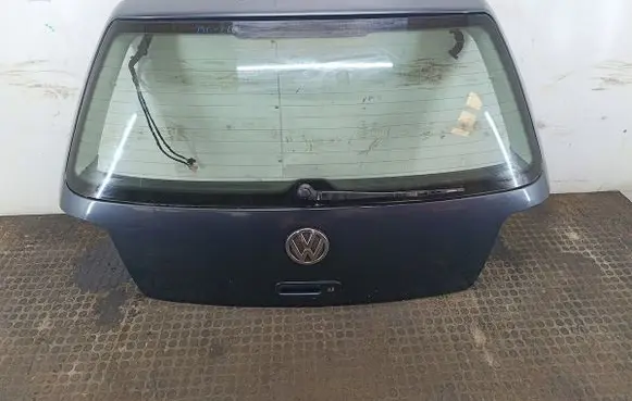 Volkswagen Golf IV Tailgate/trunk/boot lid LC7V