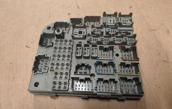 Fuse box set