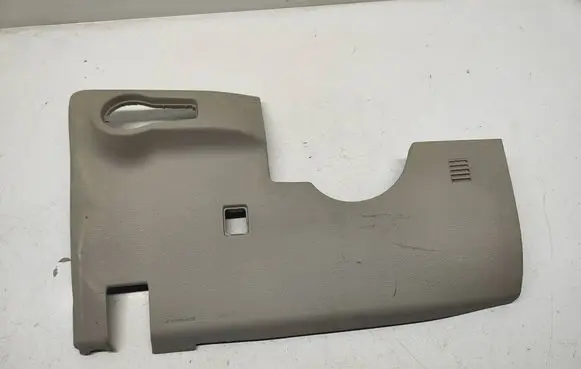 Chrysler Pacifica Dashboard lower bottom trim panel 6el32pd2aa 618681 2918579