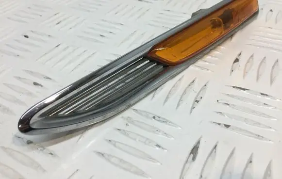 Ford Mondeo MK IV Front fender indicator light 7S7113K354AD 7S7113K354BD