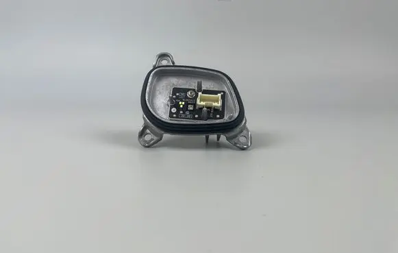 Volkswagen Golf VIII LED ballast control module 5H0998478 90175919 90157099