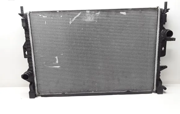Volvo V40 Coolant radiator 31319064