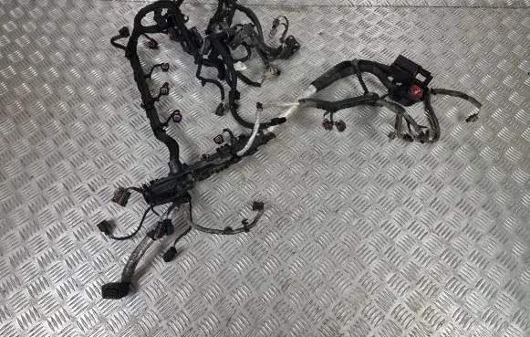 Jaguar F-Pace Engine installation wiring loom