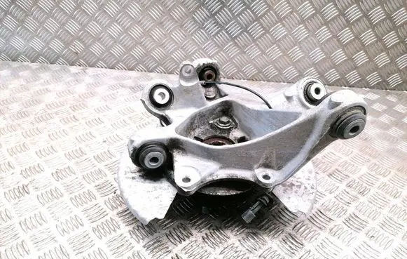 Tesla Model 3 Rear wheel hub 1044411-00-F