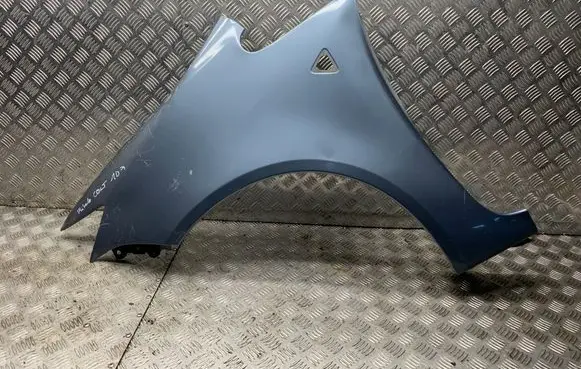 Mitsubishi Colt Fender