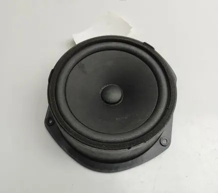 Tesla Model S Rear door speaker 100483302A